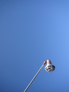 訓練・托鉢・青空