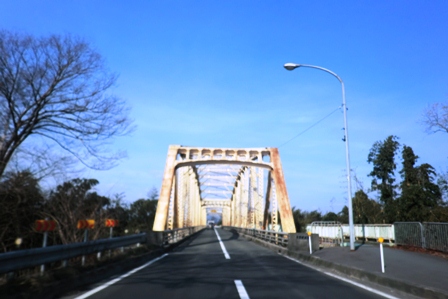 蕾梅・・旧国道１６１号南から