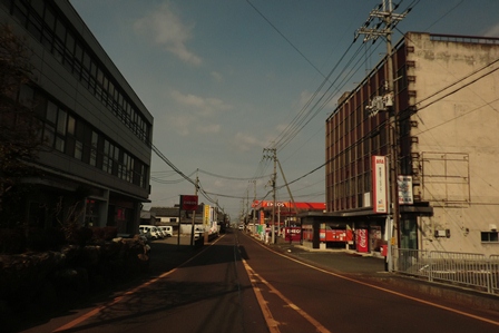 蕾梅・・旧国道１６１号南から