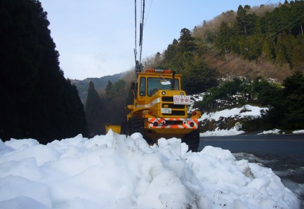 除雪機・待機中！