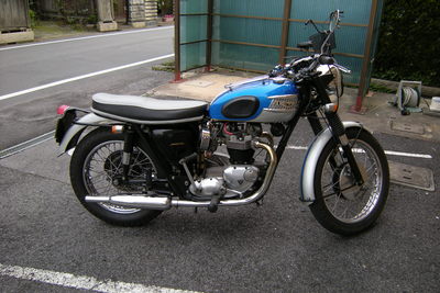 トライアンフ