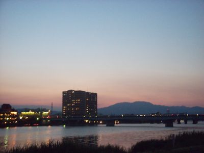 大津の暮れ行く空×明け行く空。