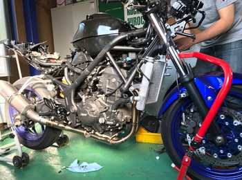 YZF-R25 レーサー化計画〜4〜 ビッグラジエター l バイク乗りの気まぐれ日記